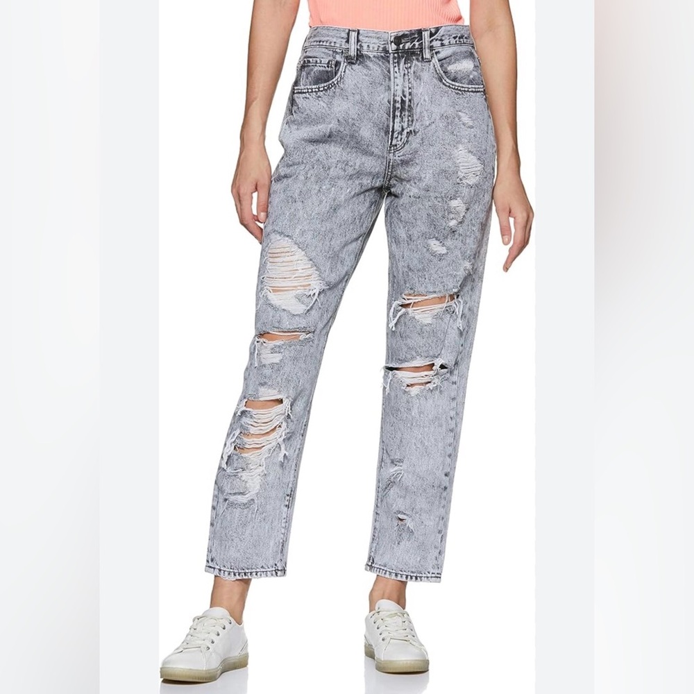Women's American Eagle Light Gray Distressed Ripped Jeans